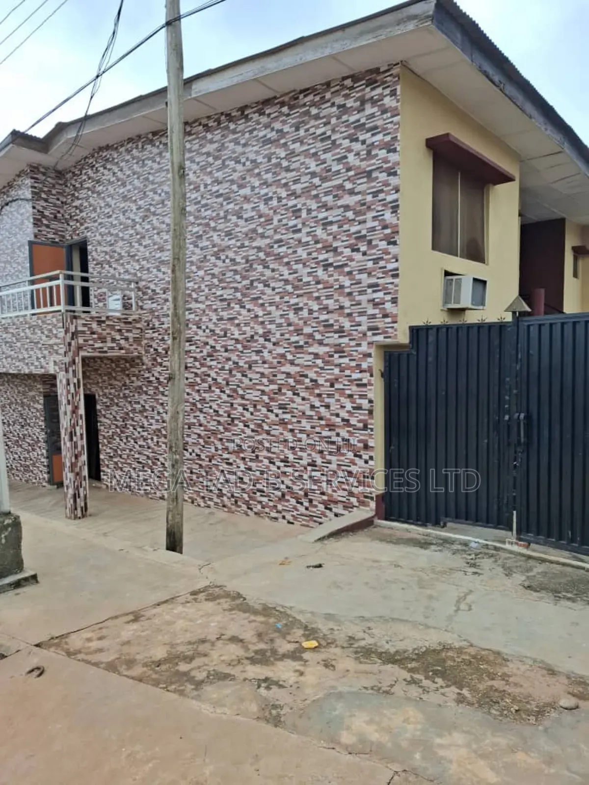 Hotel for Sale in Ojodu