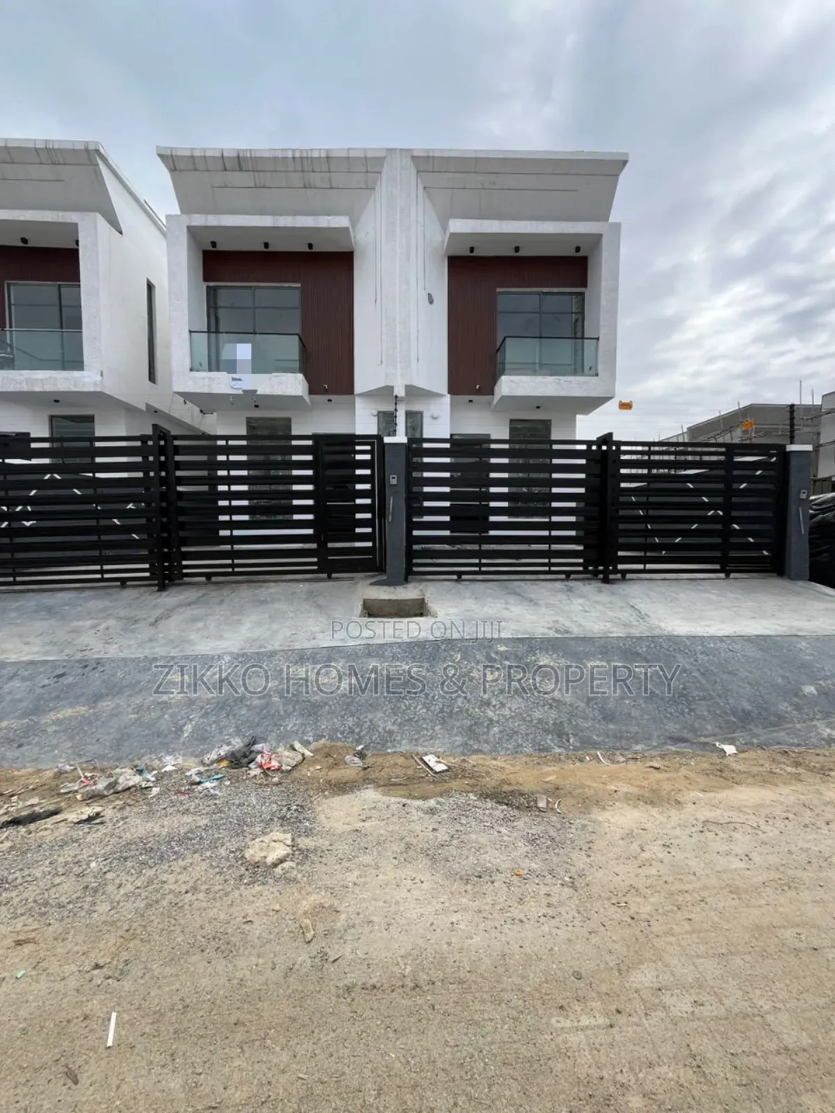 4bdrm Duplex in Ikota Gra, Lekki for sale in Lekki