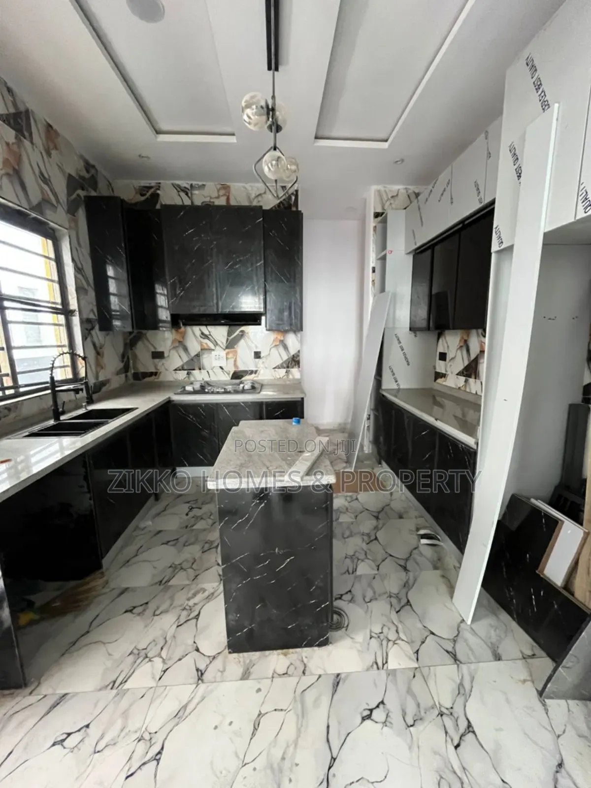 4bdrm Duplex in Ikota Gra, Lekki for sale in Lekki