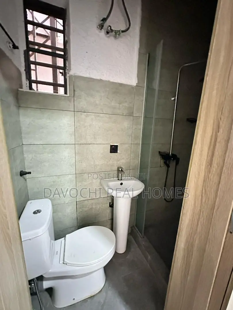 Mini Flat in Orchid Road, Lekki Phase 2 for rent in Lekki Phase 2