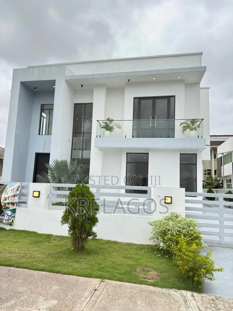 5bdrm Duplex in Royal Gardens Estate, Off Lekki-Epe Expressway for sale in Off Lekki-Epe Expressway