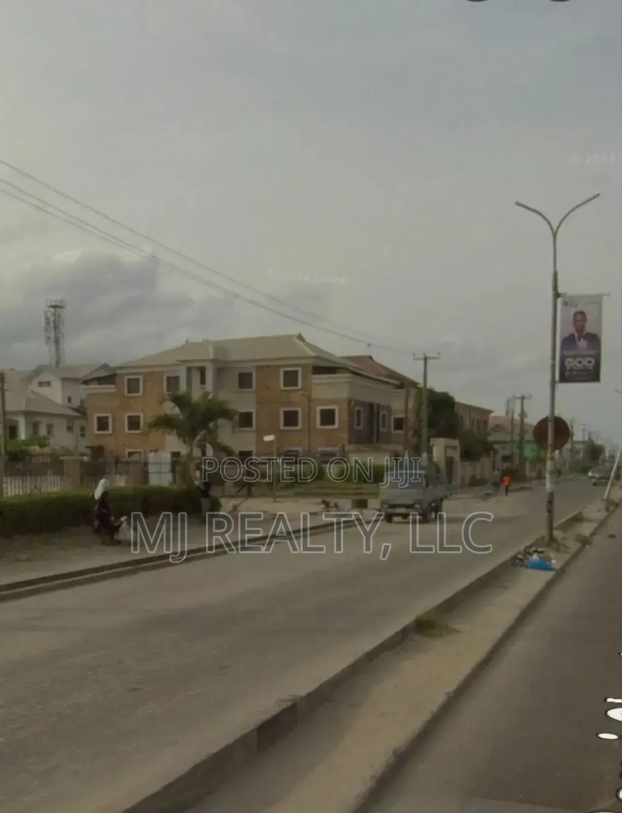 Prime, Corner Piece Land in Lekki Phase 1 Right Side in Lekki Phase 1