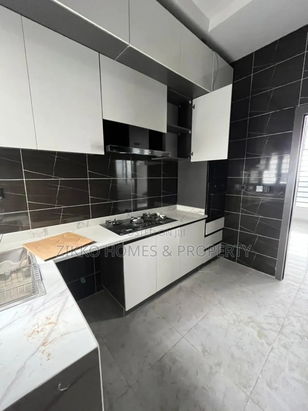 Furnished 4bdrm Duplex in Ikota, Lekki for sale in Lekki