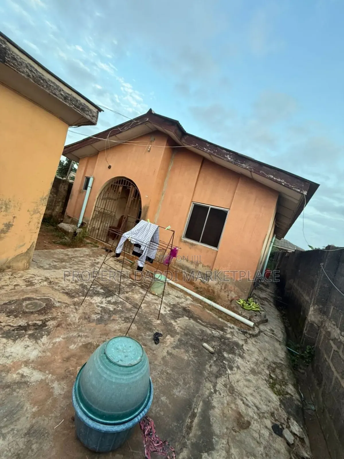 3bdrm Bungalow in Ayobo for sale in Ayobo