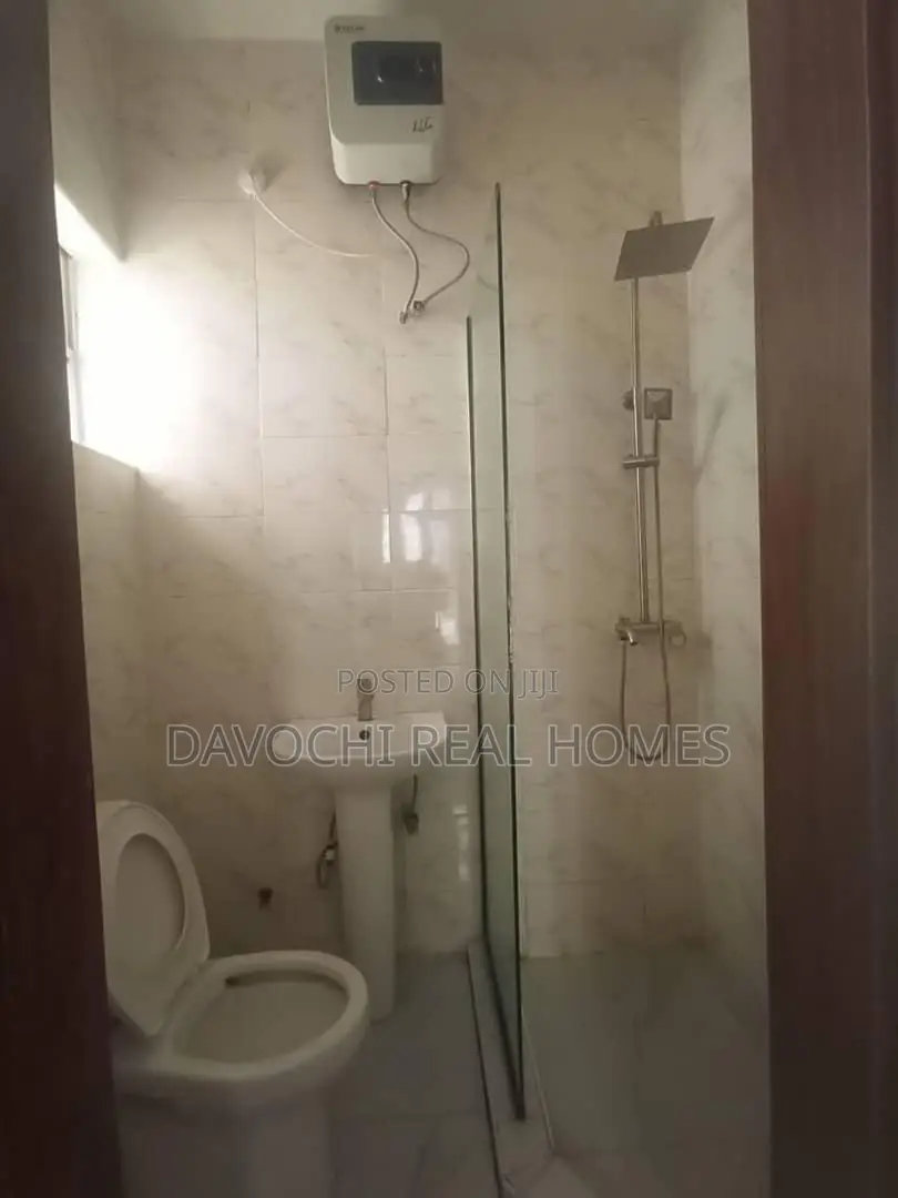 4bdrm Duplex in Orchid Road, Lekki Phase 2 for rent in Lekki Phase 2