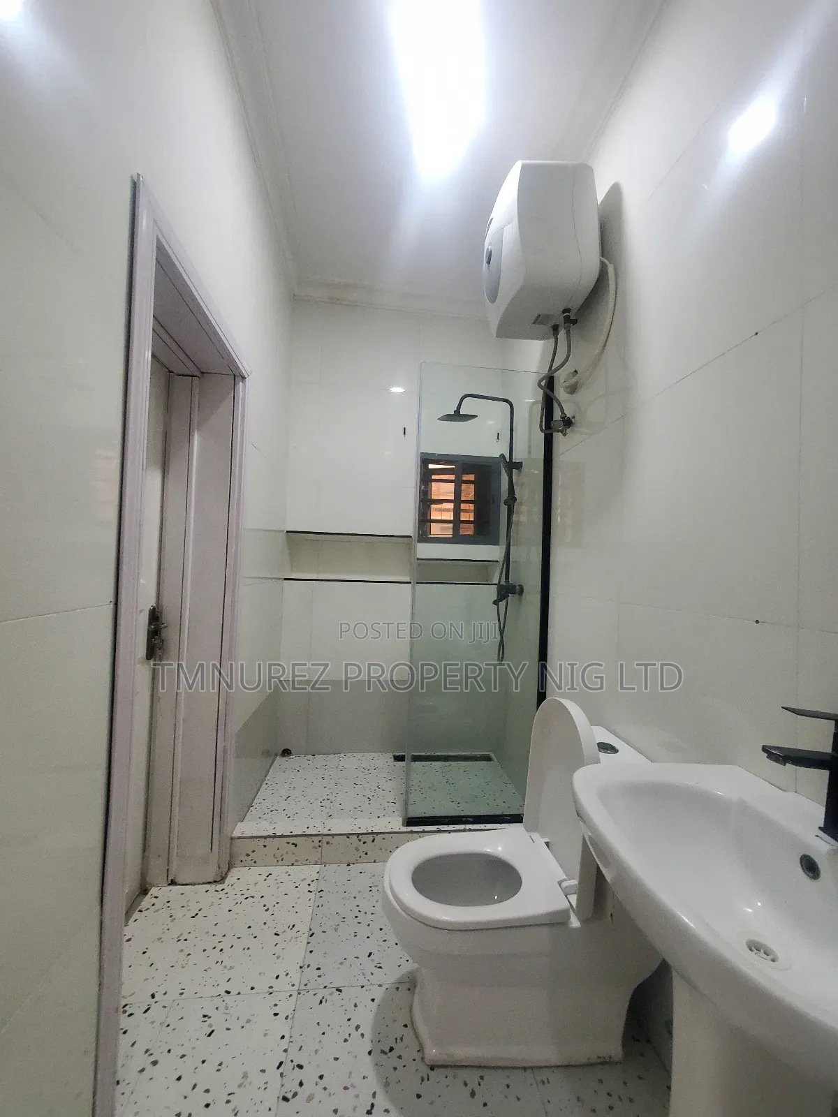 2bdrm Apartment in Lkki Phaphase1 for rent in Lekki Phase 1