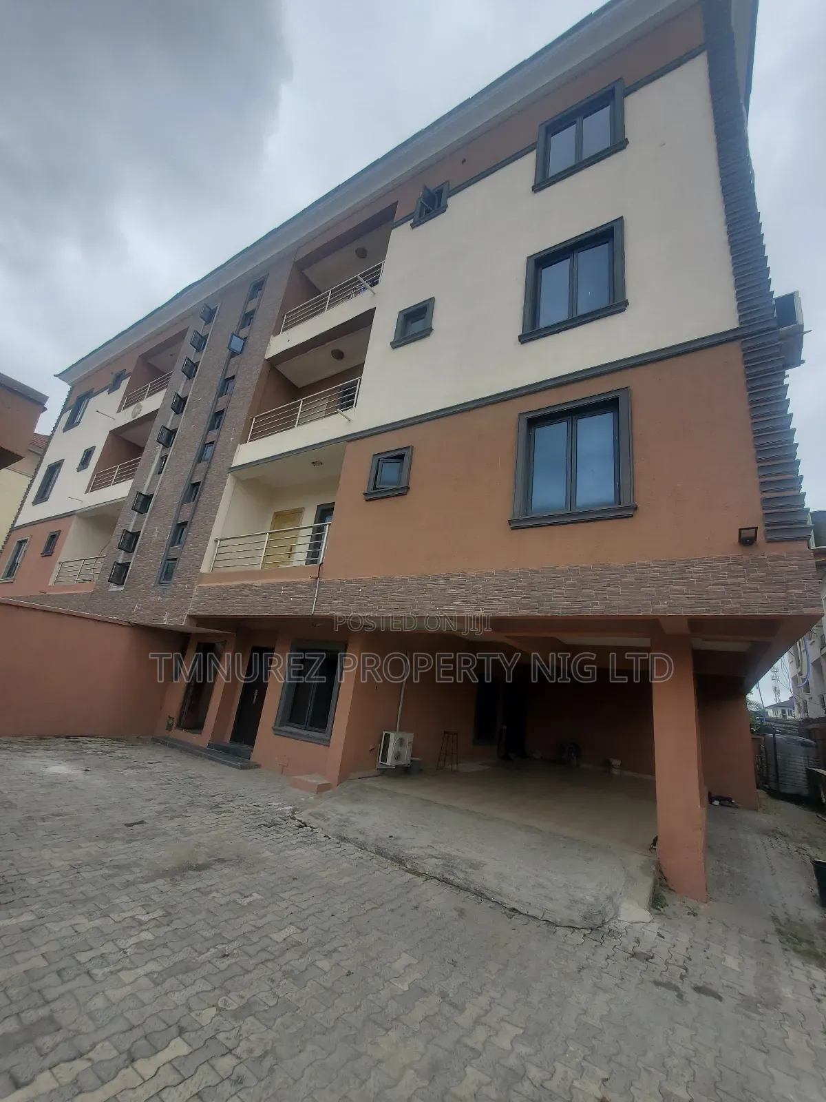 2bdrm Apartment in Lkki Phaphase1 for rent in Lekki Phase 1
