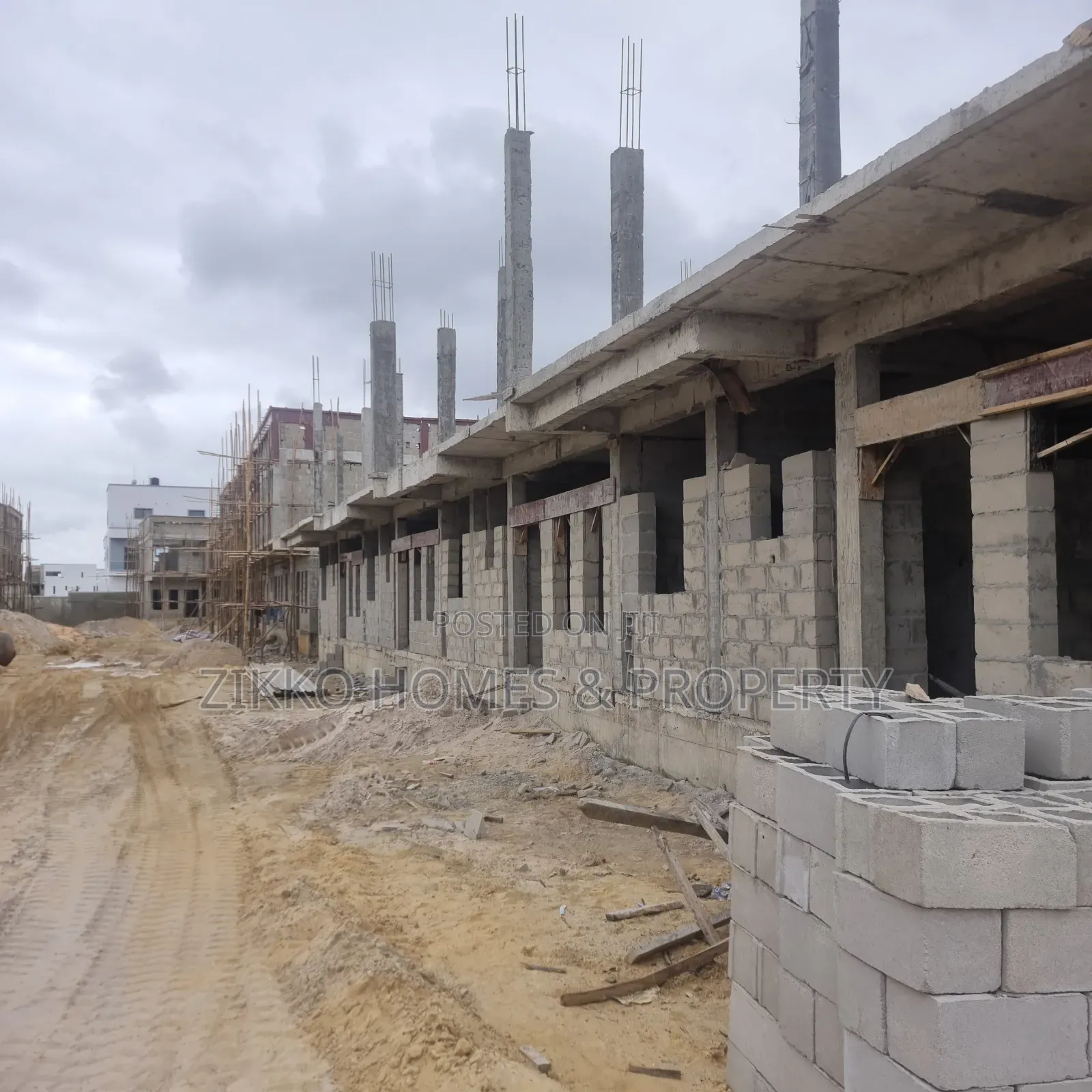 3bedroom Terrace Duplux Offplan in Lekki