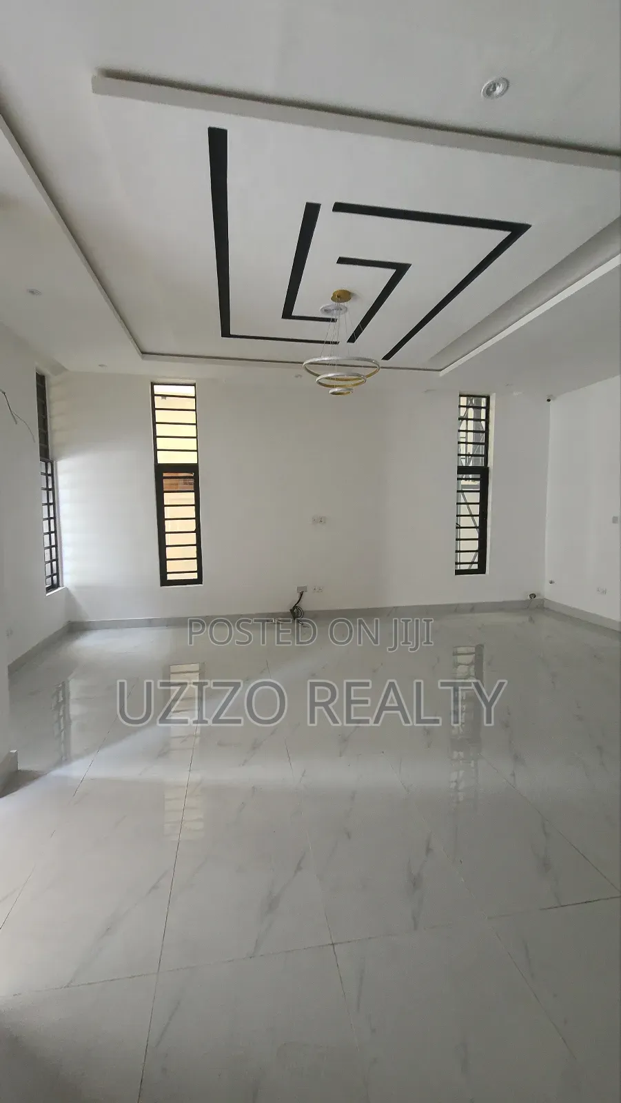 Furnished 4bdrm Duplex in Chevron for sale in Chevron