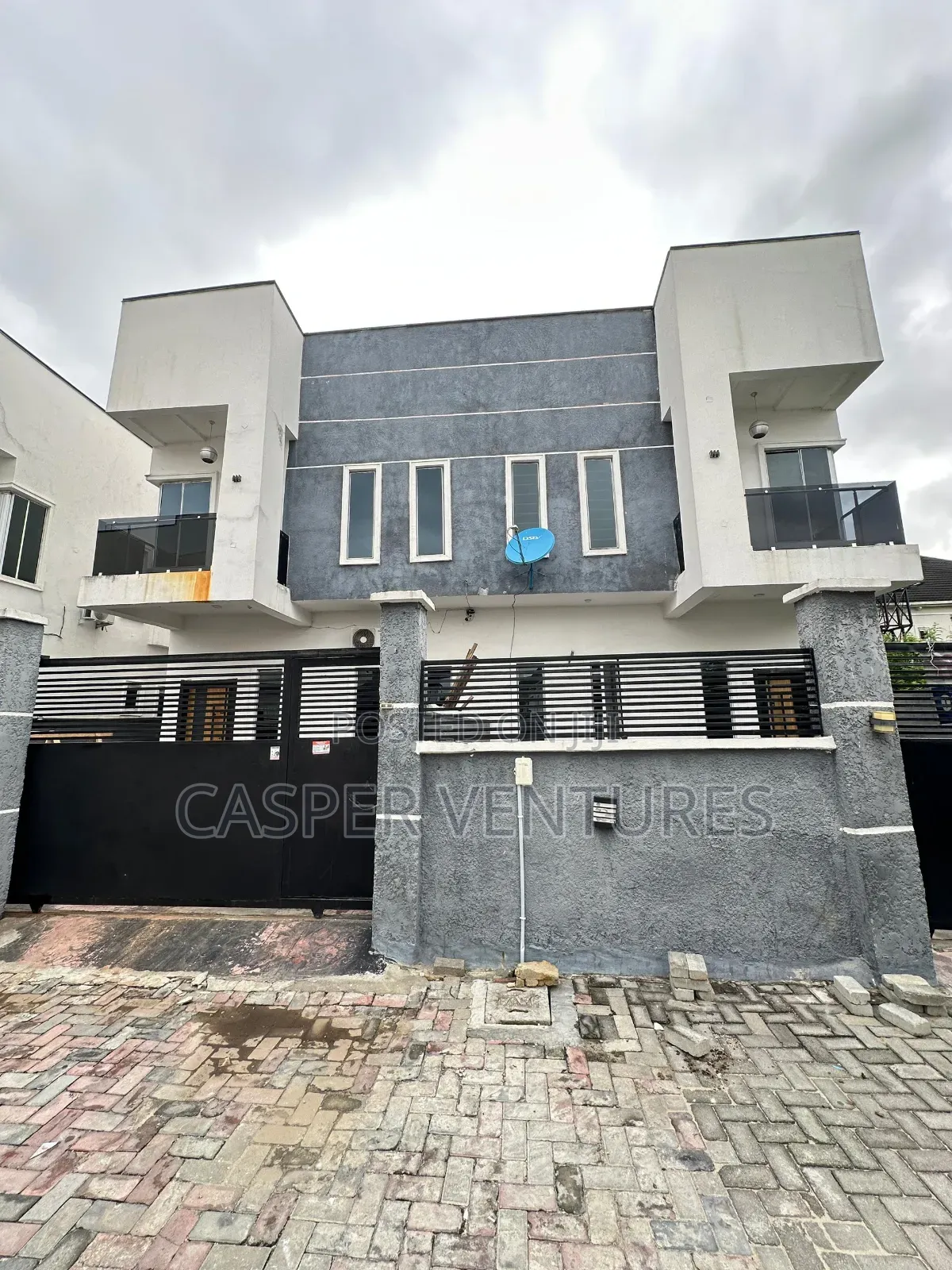 4bdrm Duplex in Bera, Chevron for sale in Chevron