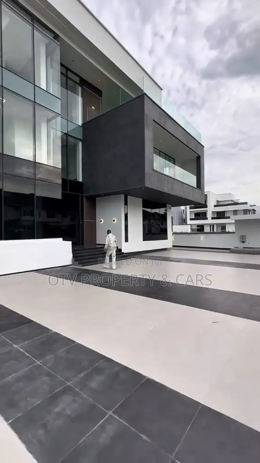 Furnished 5bdrm Duplex in Lekki for sale in Lekki