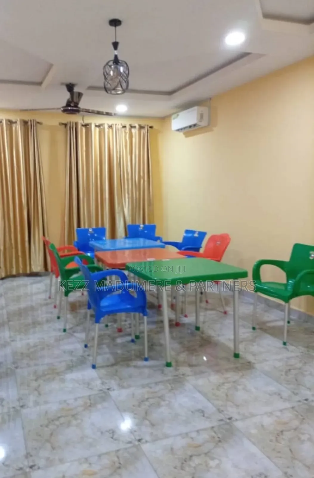 To Let / Lease : Functional 17 Rooms Hotel in Port Harcourt in Port-Harcourt