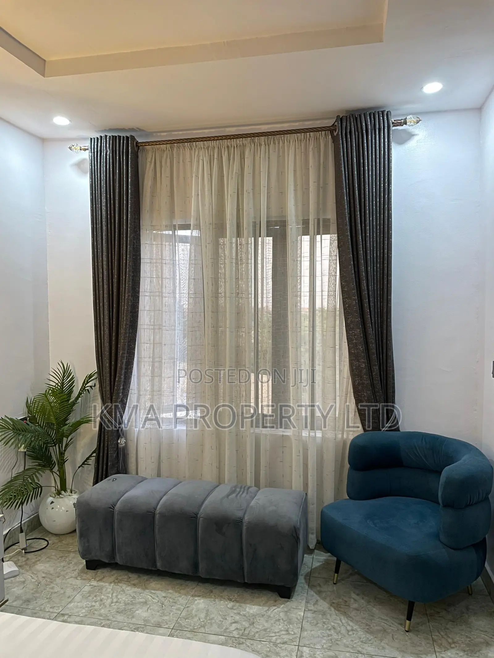 Luxurious 1 Bedroom Apartment With Ps4 and Swimming Pool in Ikate
