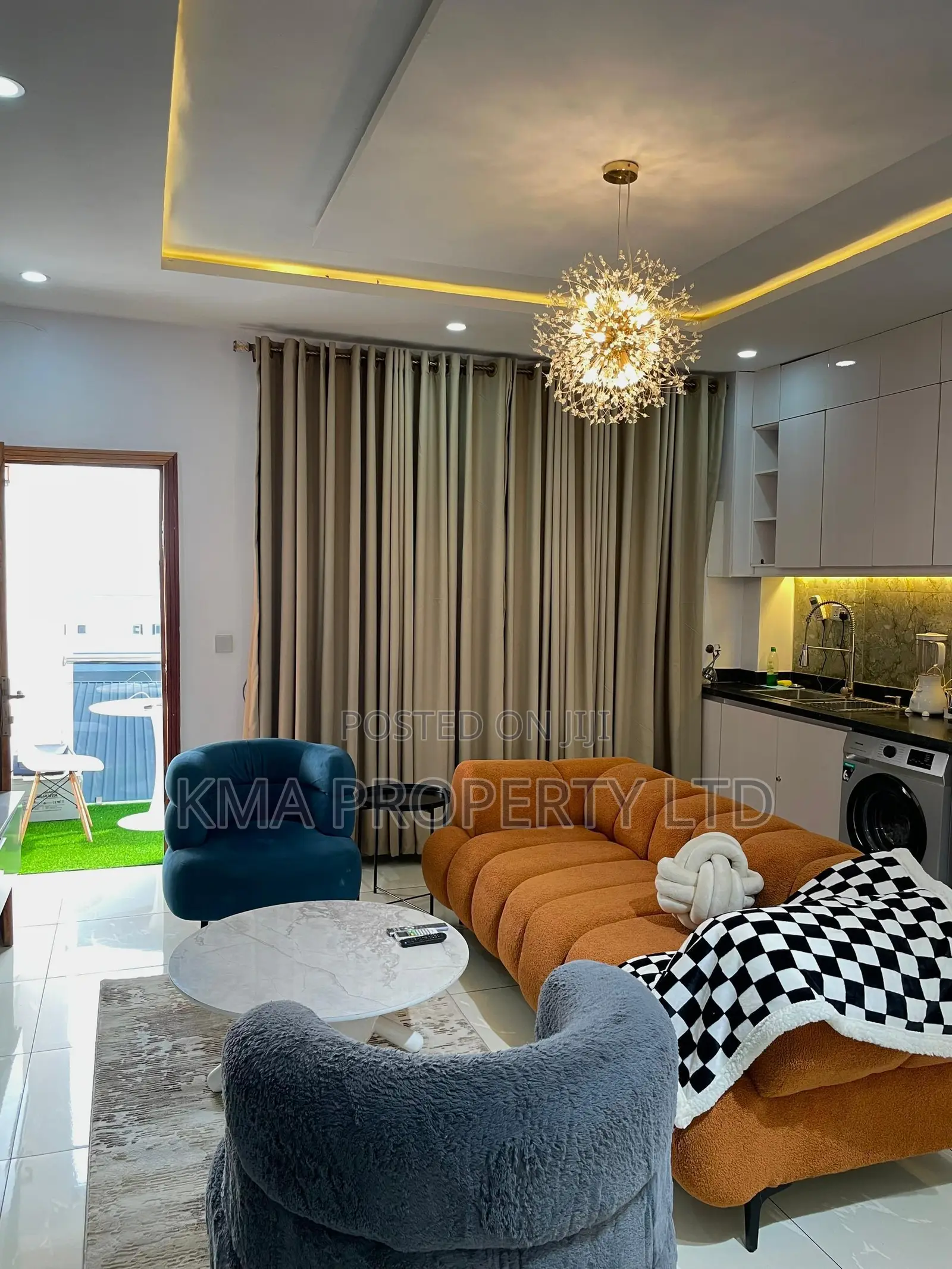 Luxurious 1 Bedroom Apartment With Ps4 and Swimming Pool in Ikate