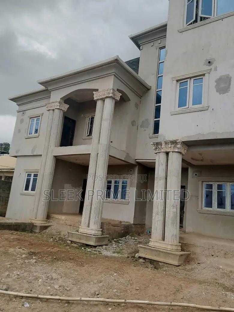 4bdrm Duplex in Kubwa for sale in Kubwa