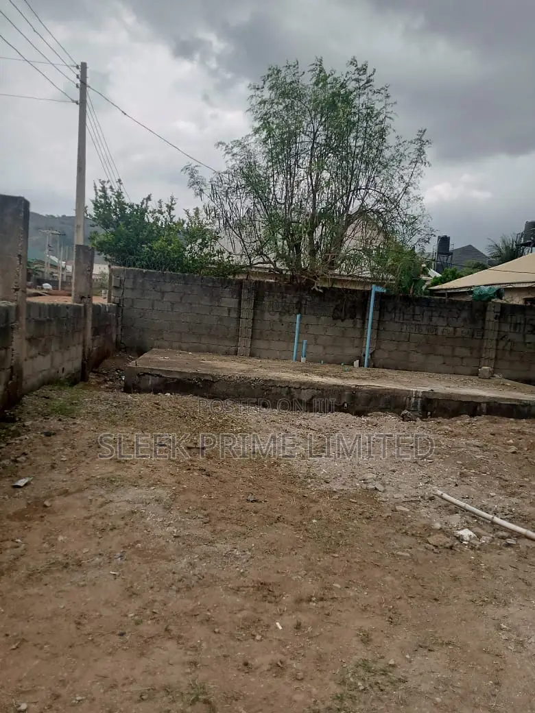 4bdrm Duplex in Kubwa for sale in Kubwa