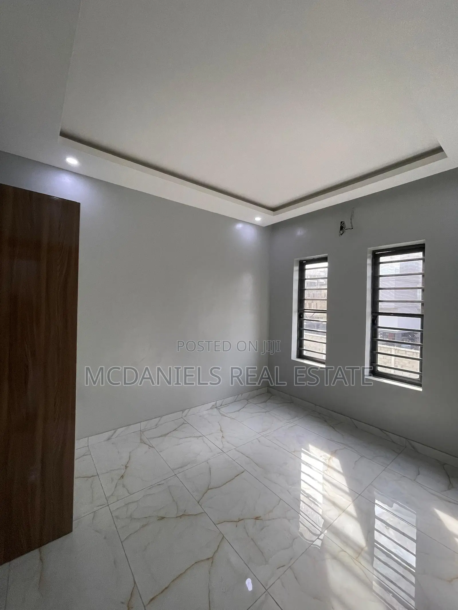 Furnished 4bdrm Townhouse/Terrace in Lekki Phase 1 for Sale in Lekki Phase 1