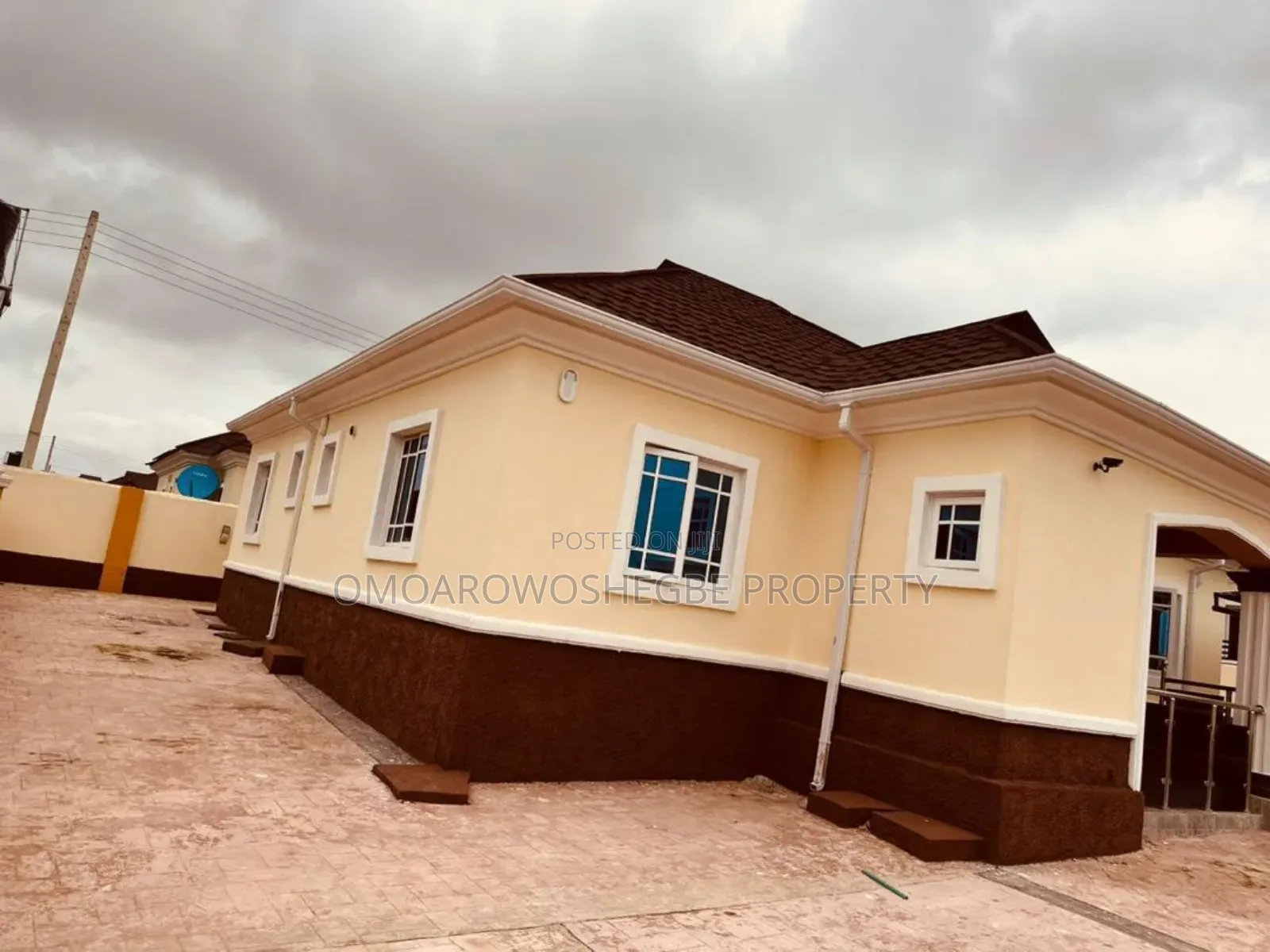 Furnished 3bdrm Bungalow in Alagbaka Gra, Akure for sale in Akure