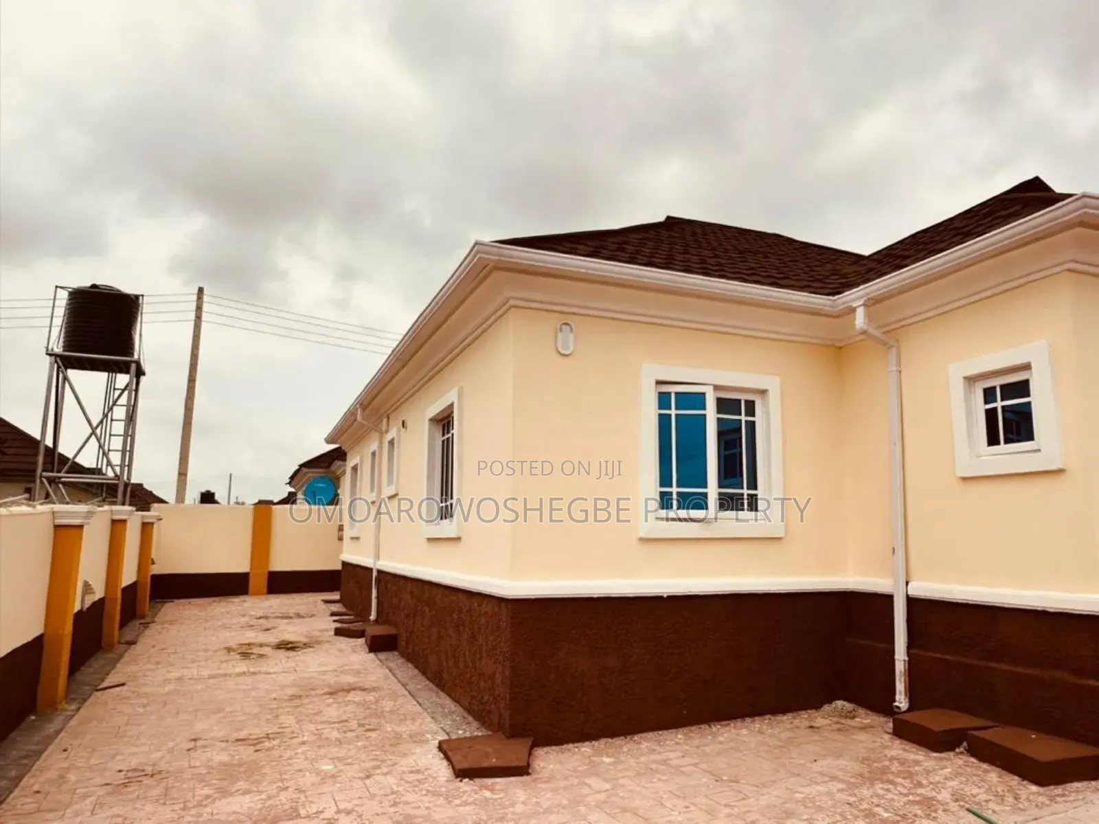 Furnished 3bdrm Bungalow in Alagbaka Gra, Akure for sale in Akure