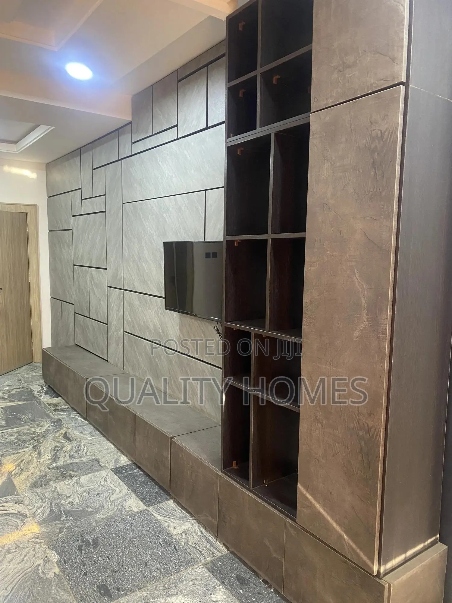 Furnished 9bdrm Mansion in Apo Resettlement for sale in Apo Resettlement