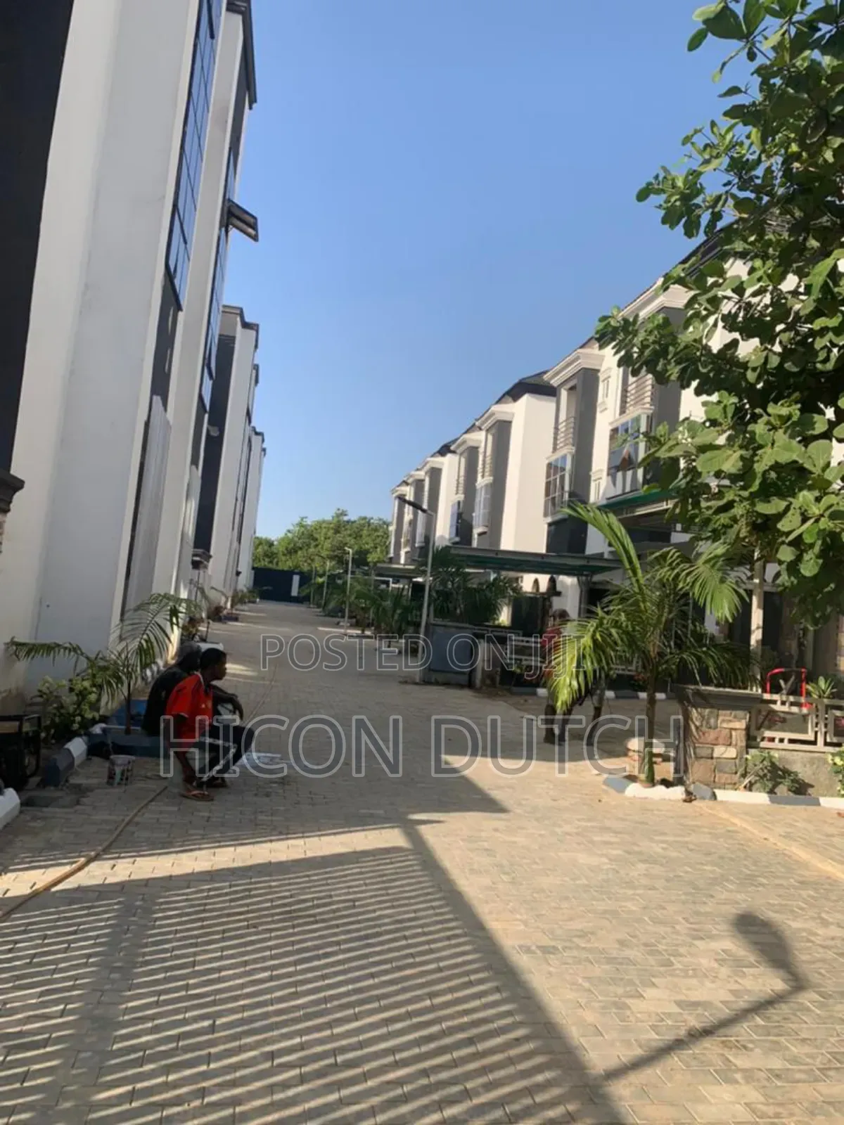 6bdrm Townhouse/Terrace in Dakibiyu for Sale in Dakibiyu
