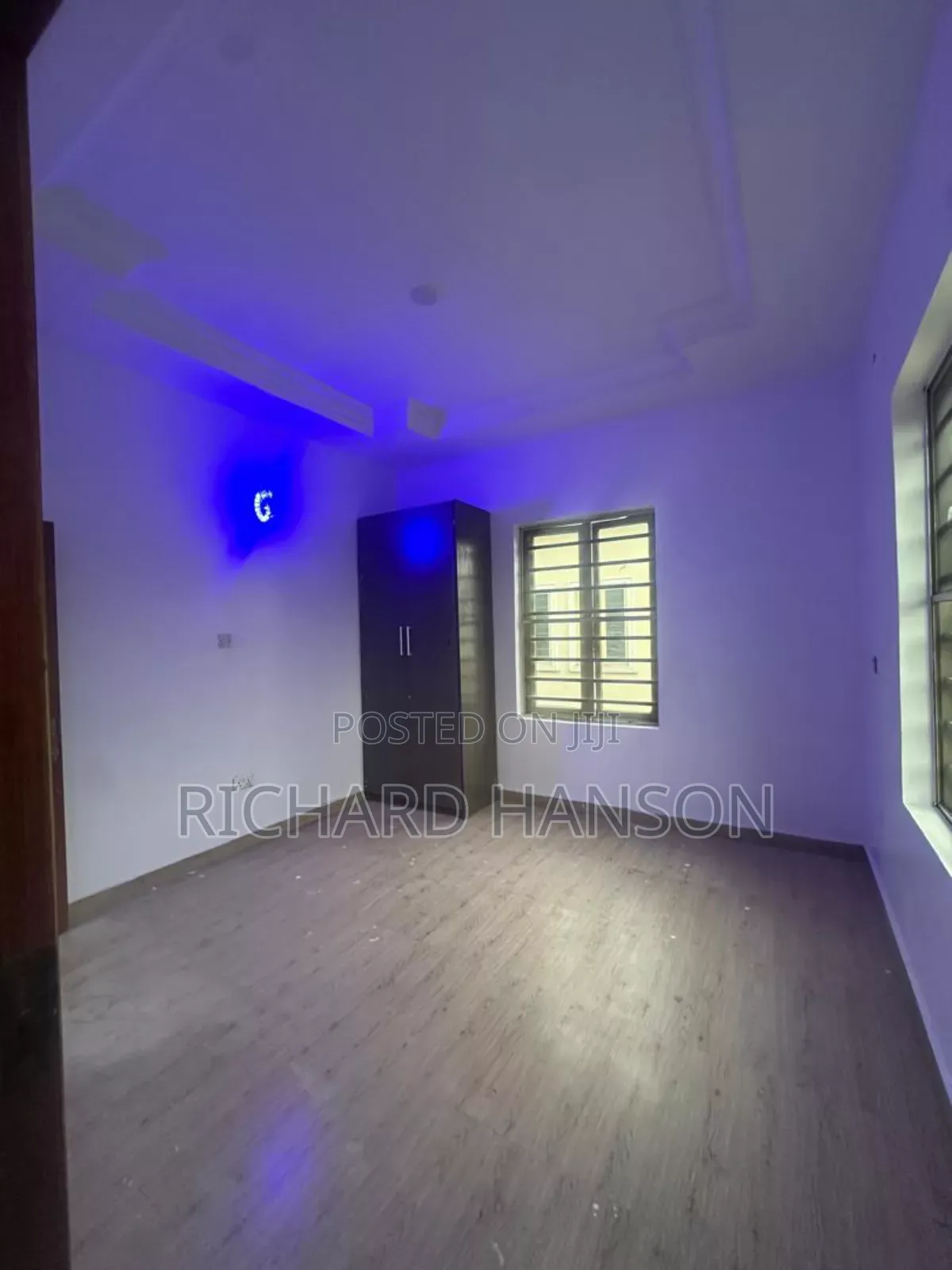 4bdrm Duplex in Inside Agungi for rent in Agungi