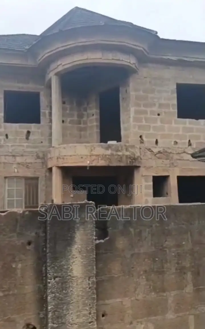 6bdrm Duplex in Igesu, Ayobo for sale in Ayobo