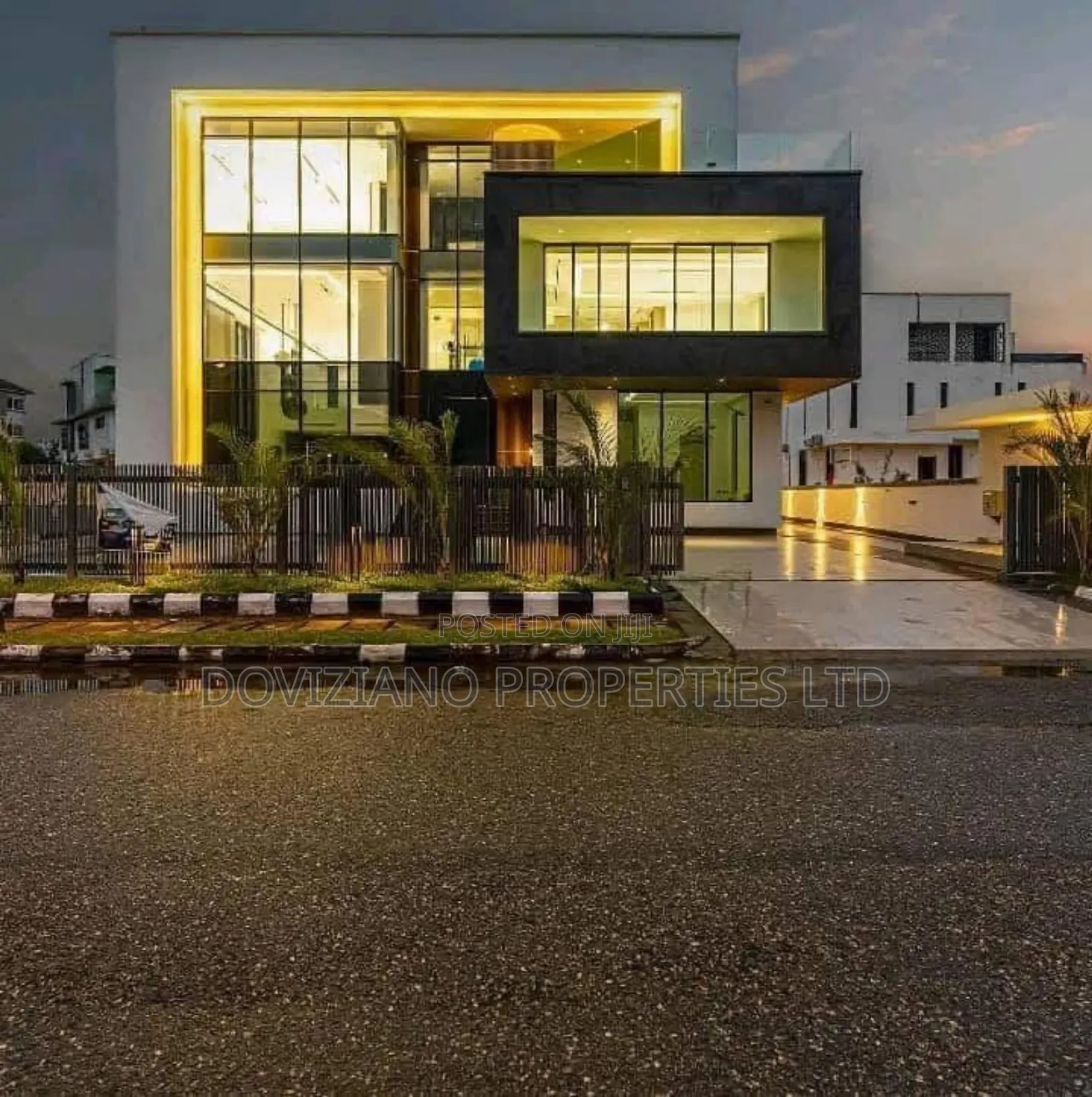 5bdrm Duplex in Osapa london for sale in Osapa london