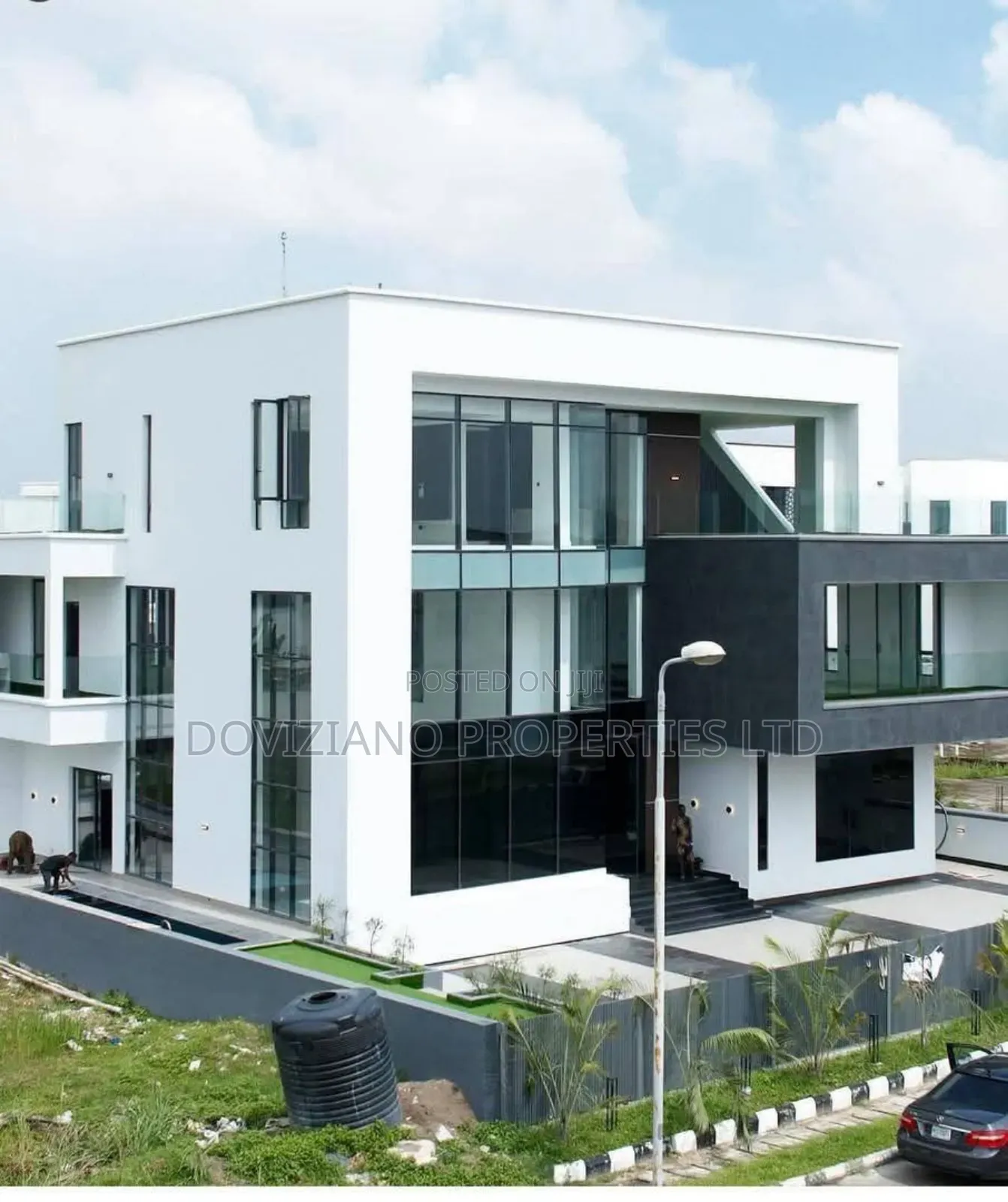 5bdrm Duplex in Osapa london for sale in Osapa london