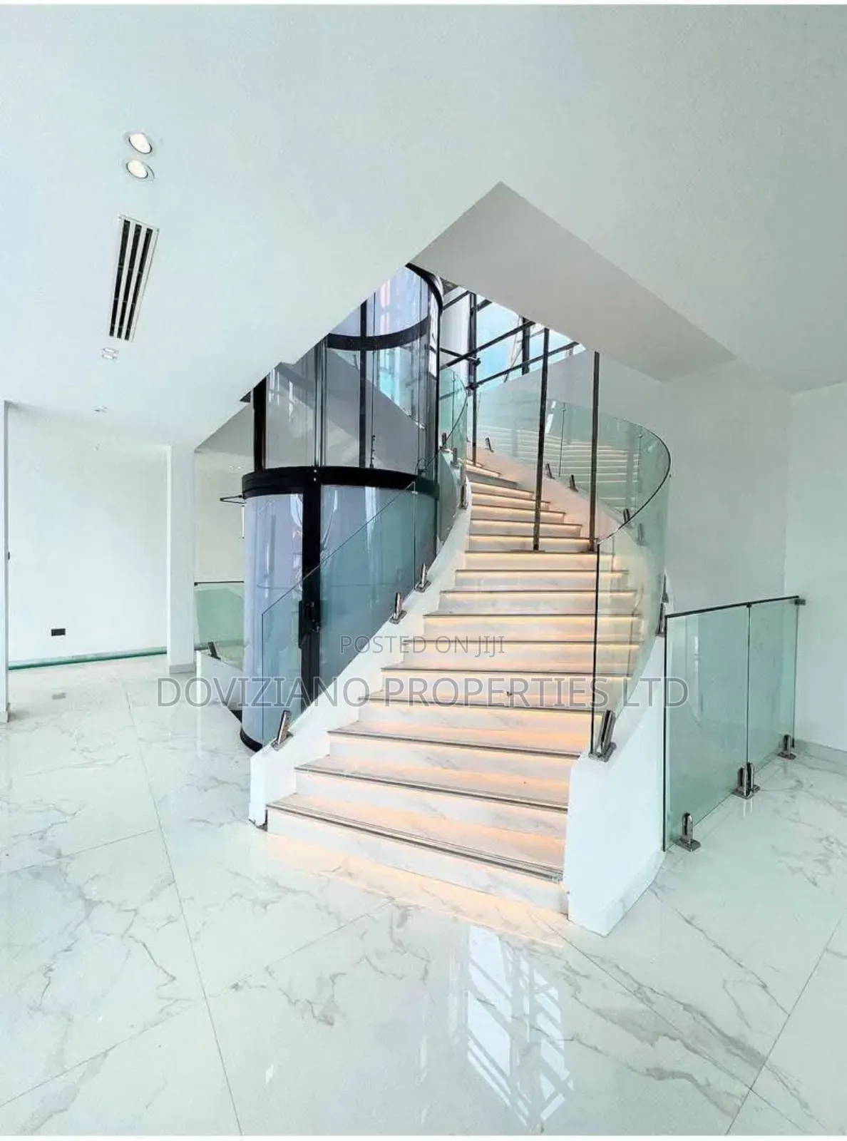 5bdrm Duplex in Osapa london for sale in Osapa london