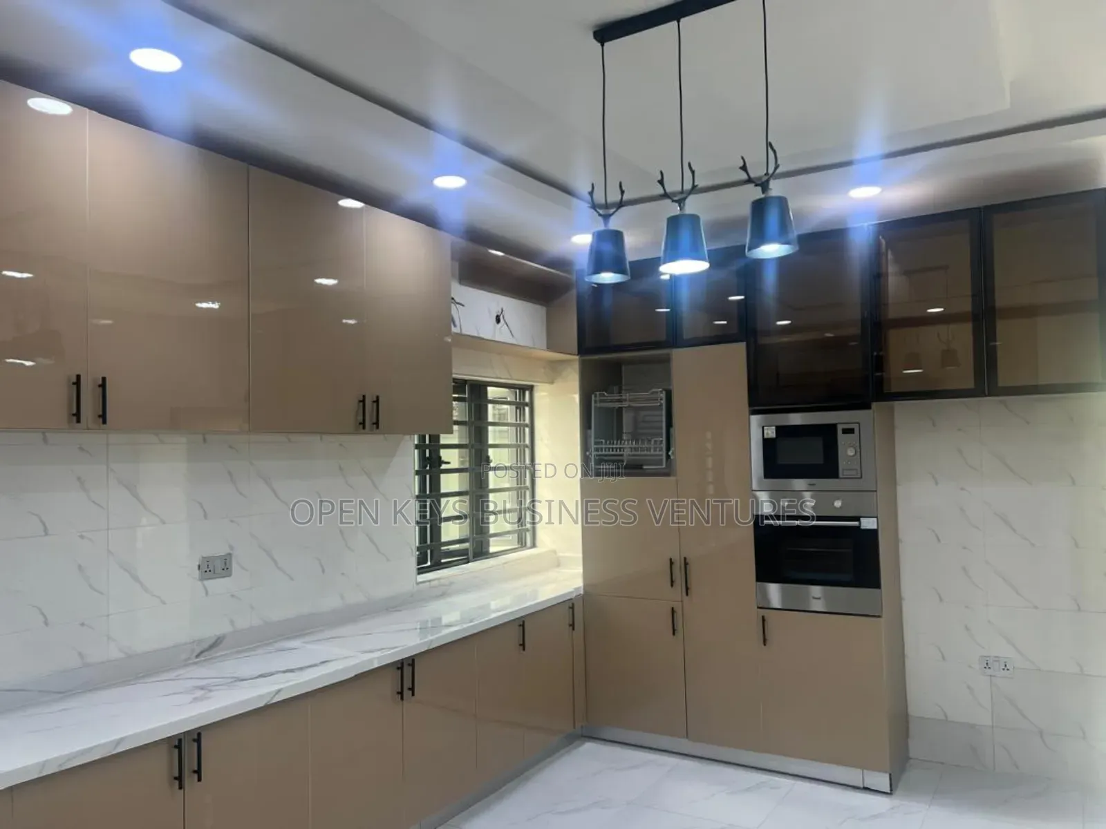 Furnished 4bdrm Duplex in Bluegate, Oluyole Estate for sale in Oluyole Estate