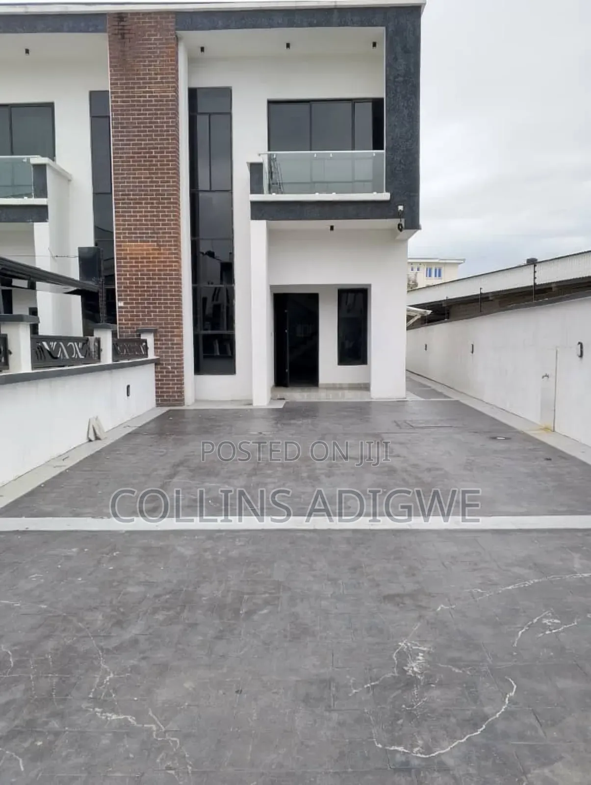 4bdrm Duplex in Ologolo for sale in Ologolo