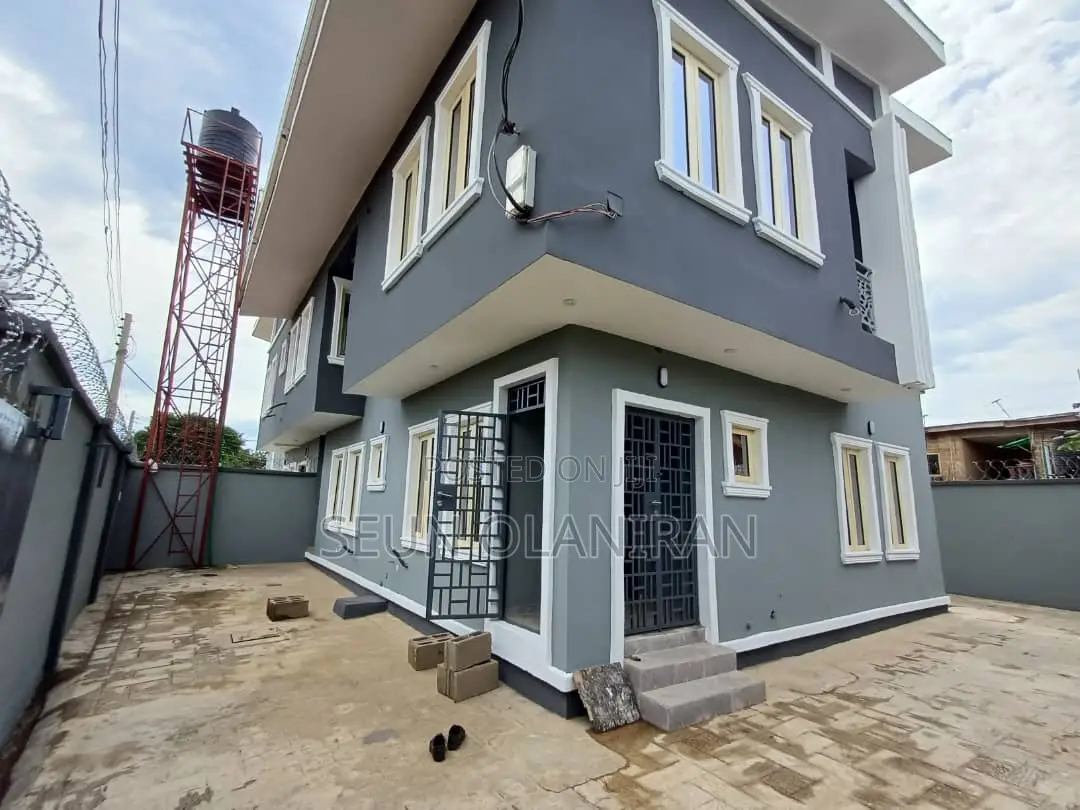 4bdrm Duplex in Abule Egba for sale in Abule Egba