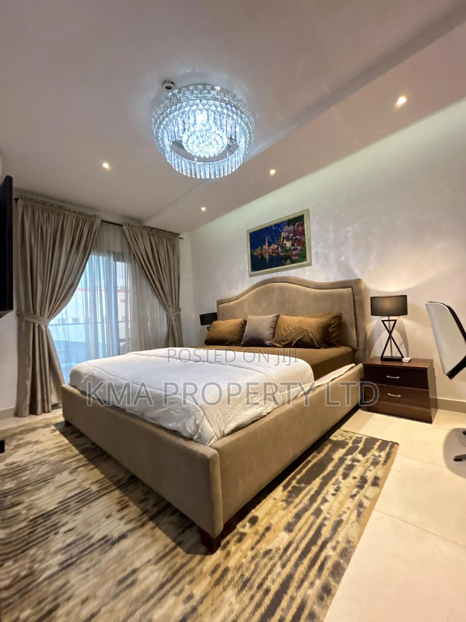 Fully Furnished 2 Bedrooms Apartment With Ps5 in Lekki Phase 1