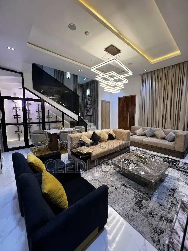 Luxurious 4 Bedrooms Apartment in Ikota