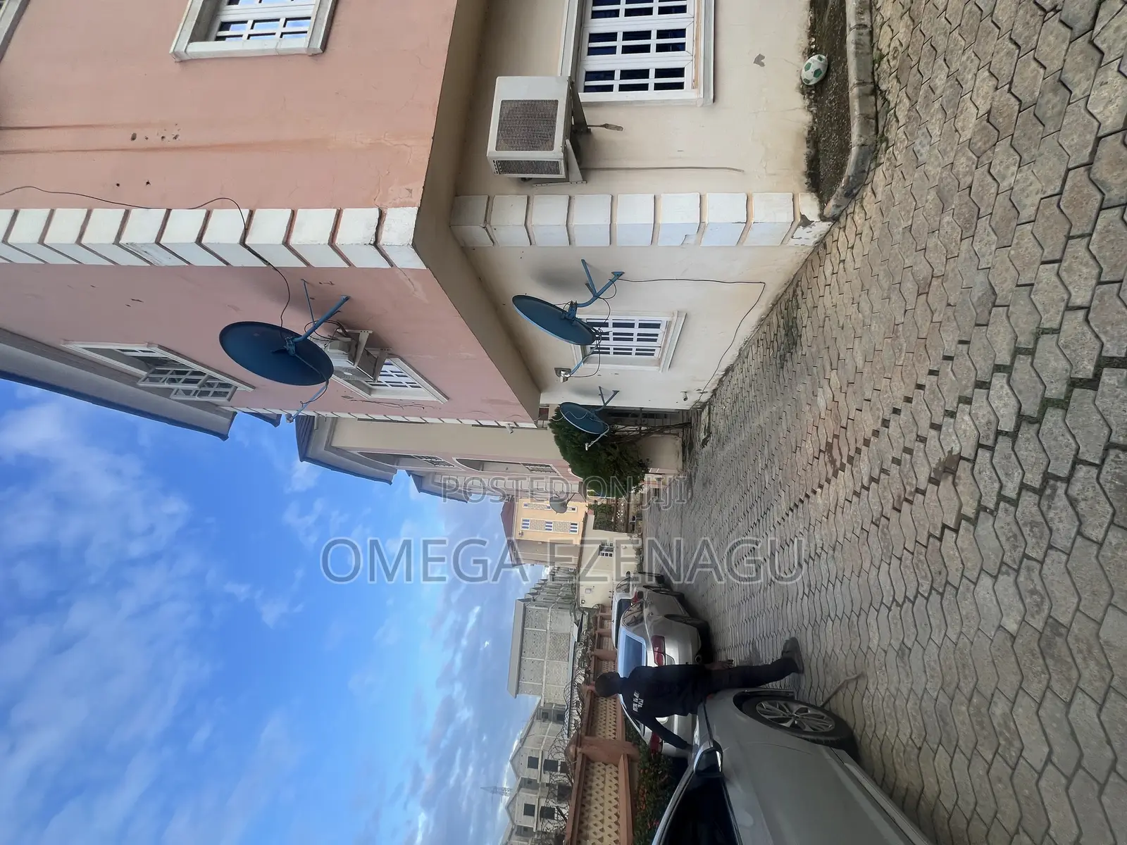 3bdrm Block of Flats in Wuye for sale in Wuye