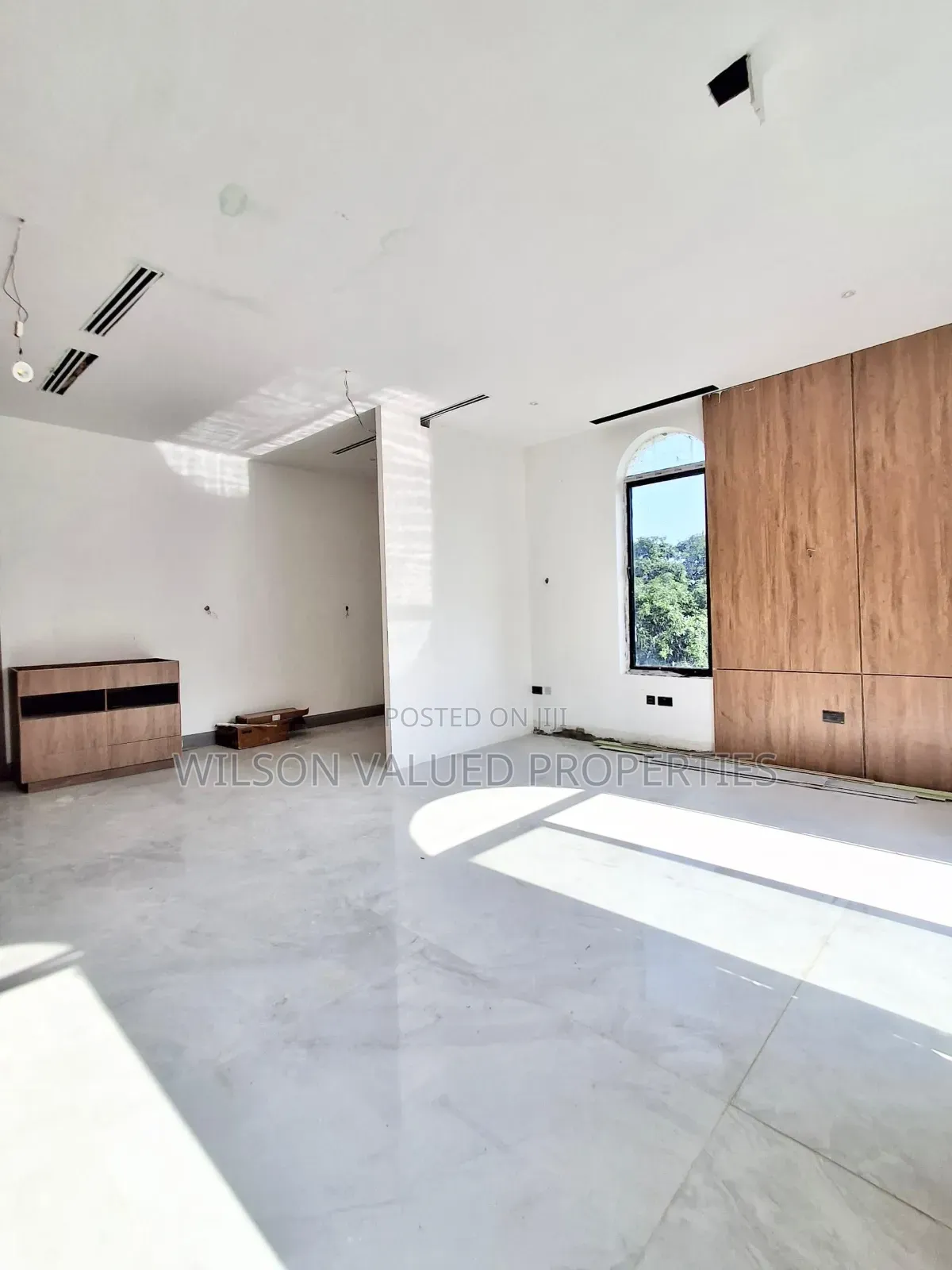 6bdrm Mansion in Water Front Super for sale in Banana Island