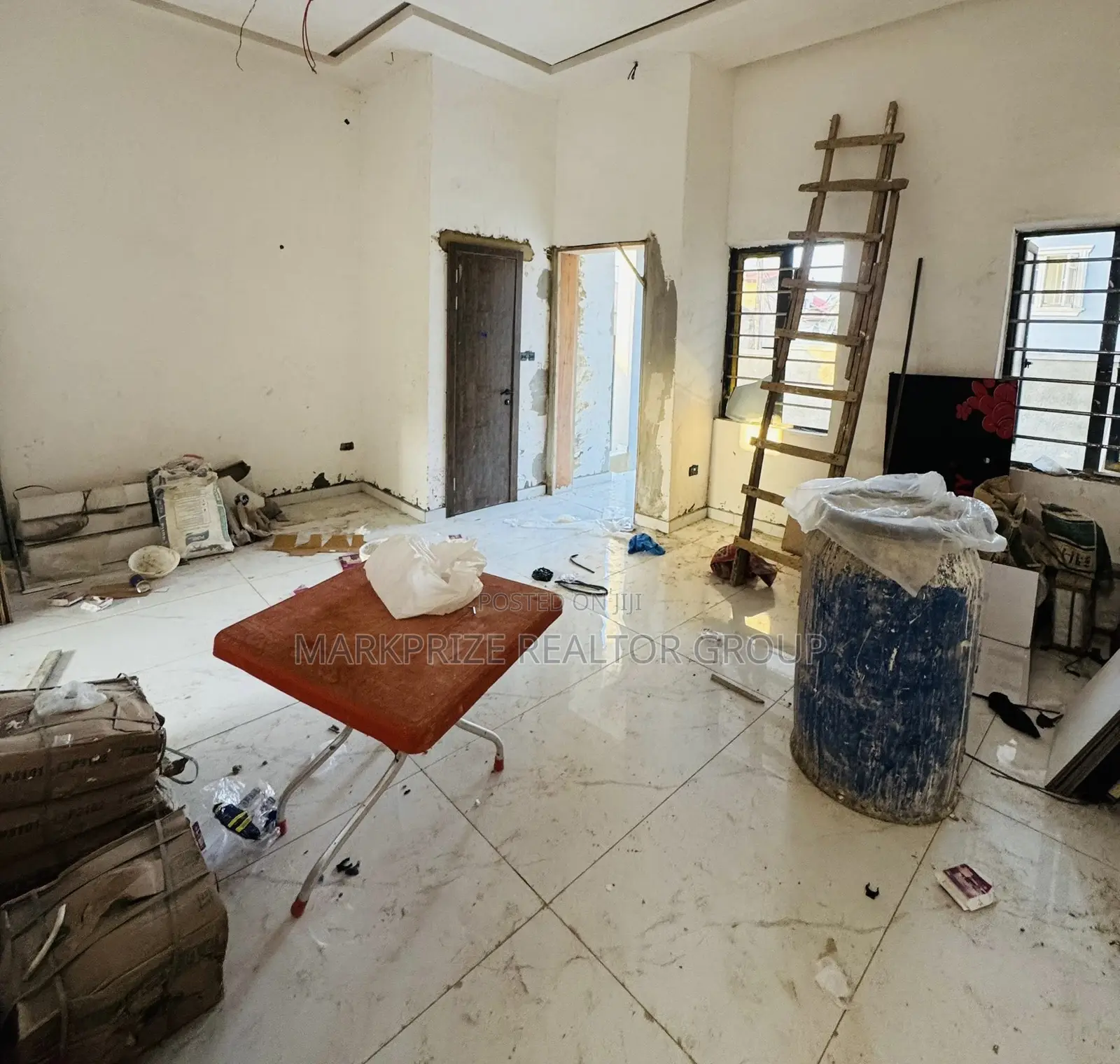 4bdrm Duplex in Maryland Lagos for sale in Maryland