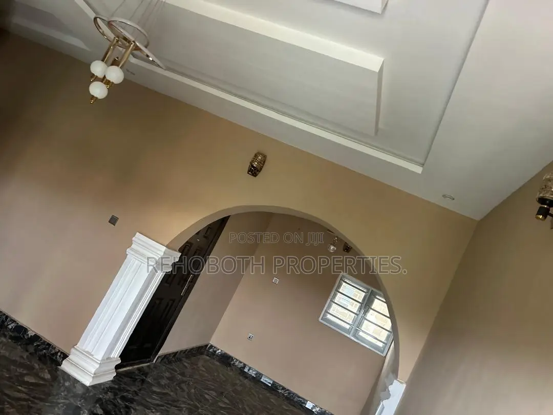 2bdrm Apartment in Dove Estate Elebu, Ibadan for rent in Ibadan