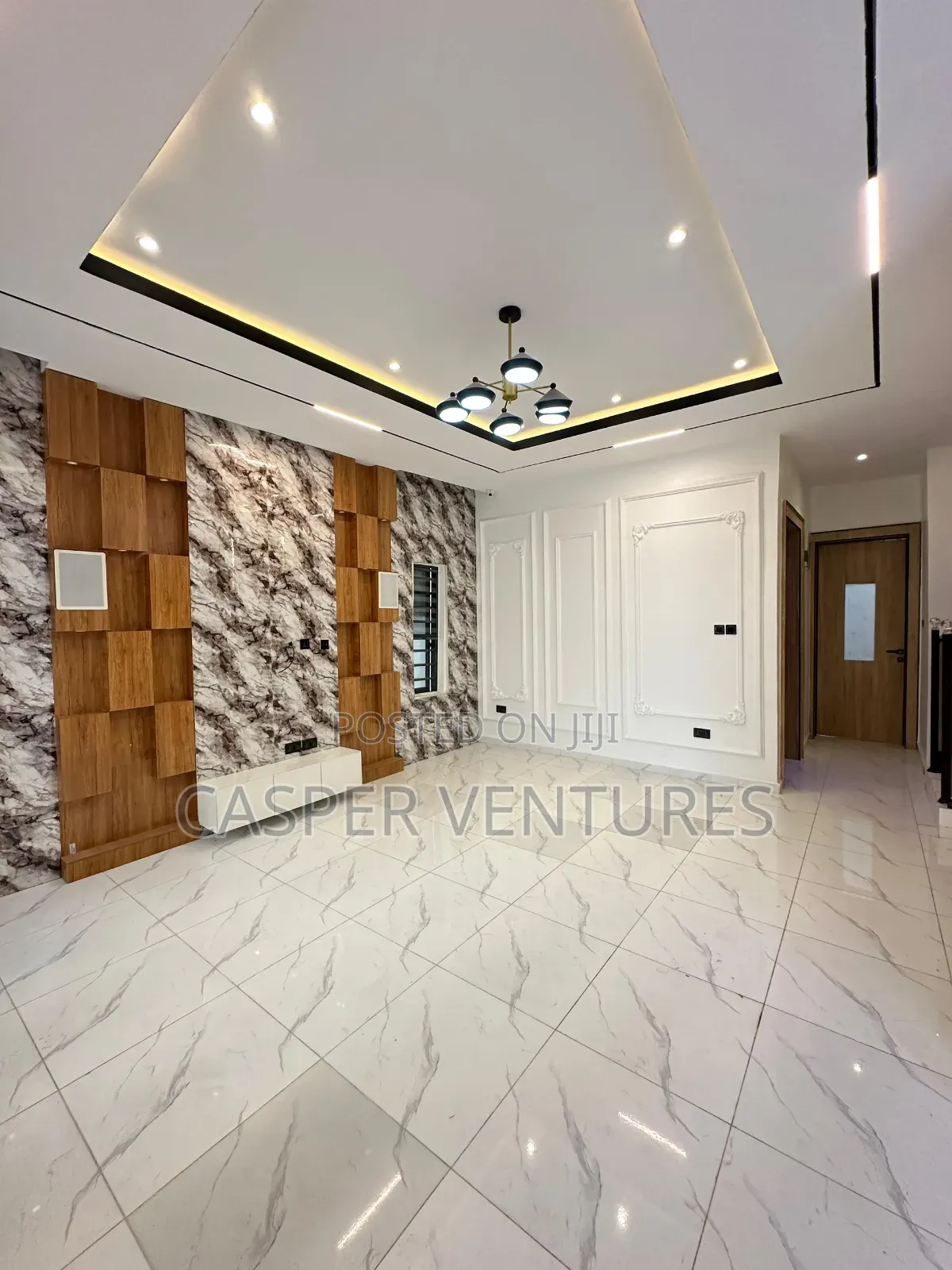 4bdrm Duplex in Bera, Chevron for sale in Chevron