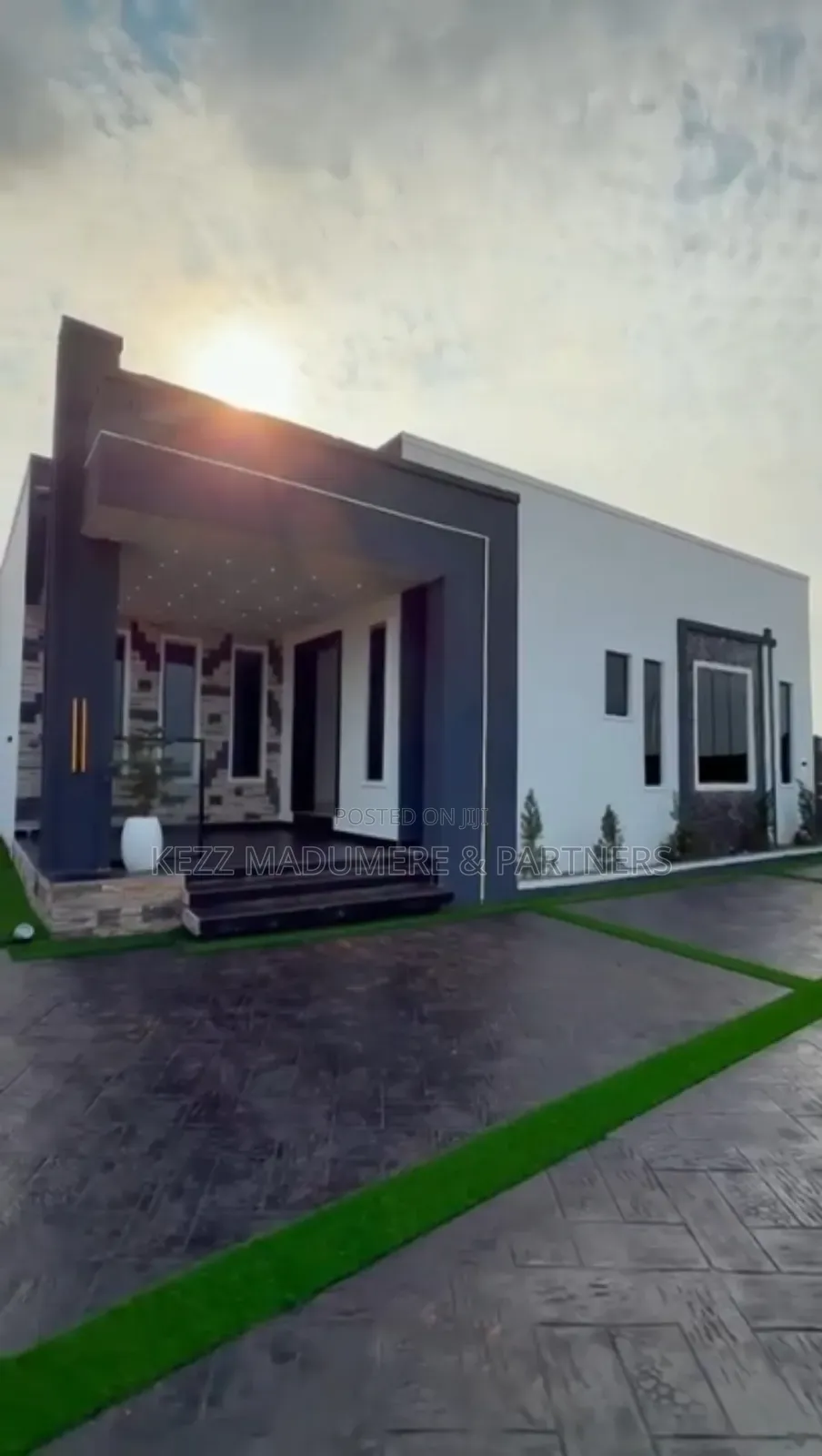 4bdrm Bungalow in Centenary City for sale in Enugu