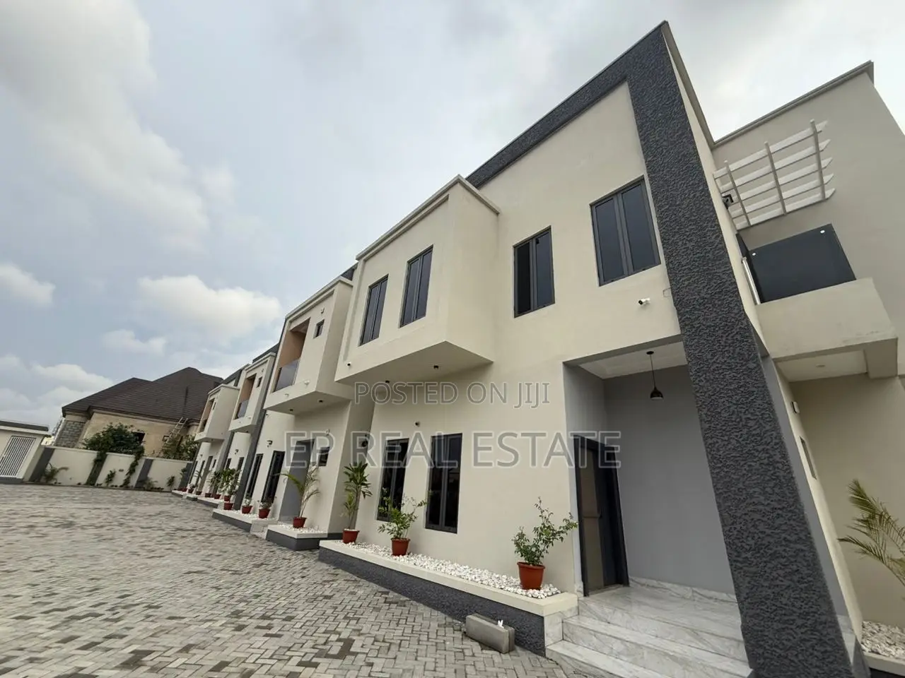 5bdrm House in Kado for sale in Kado