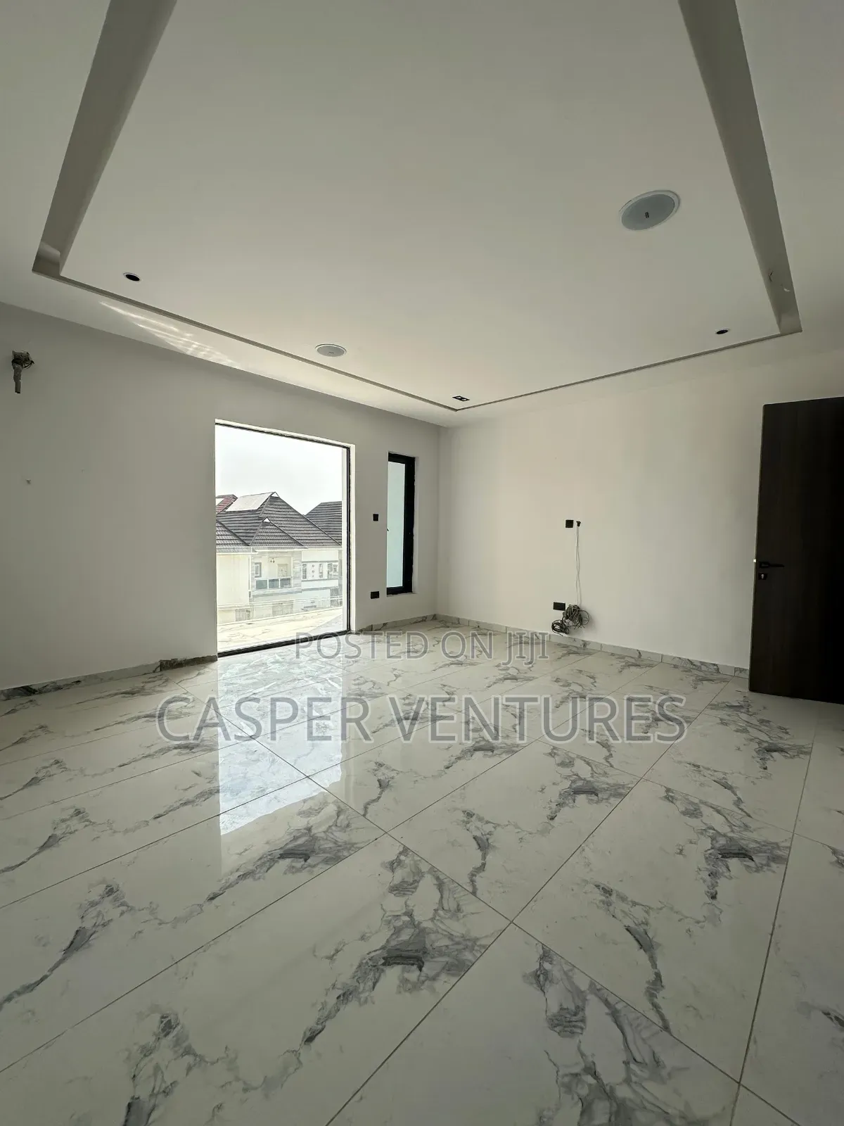 4bdrm Duplex in Agungi East for sale in Agungi