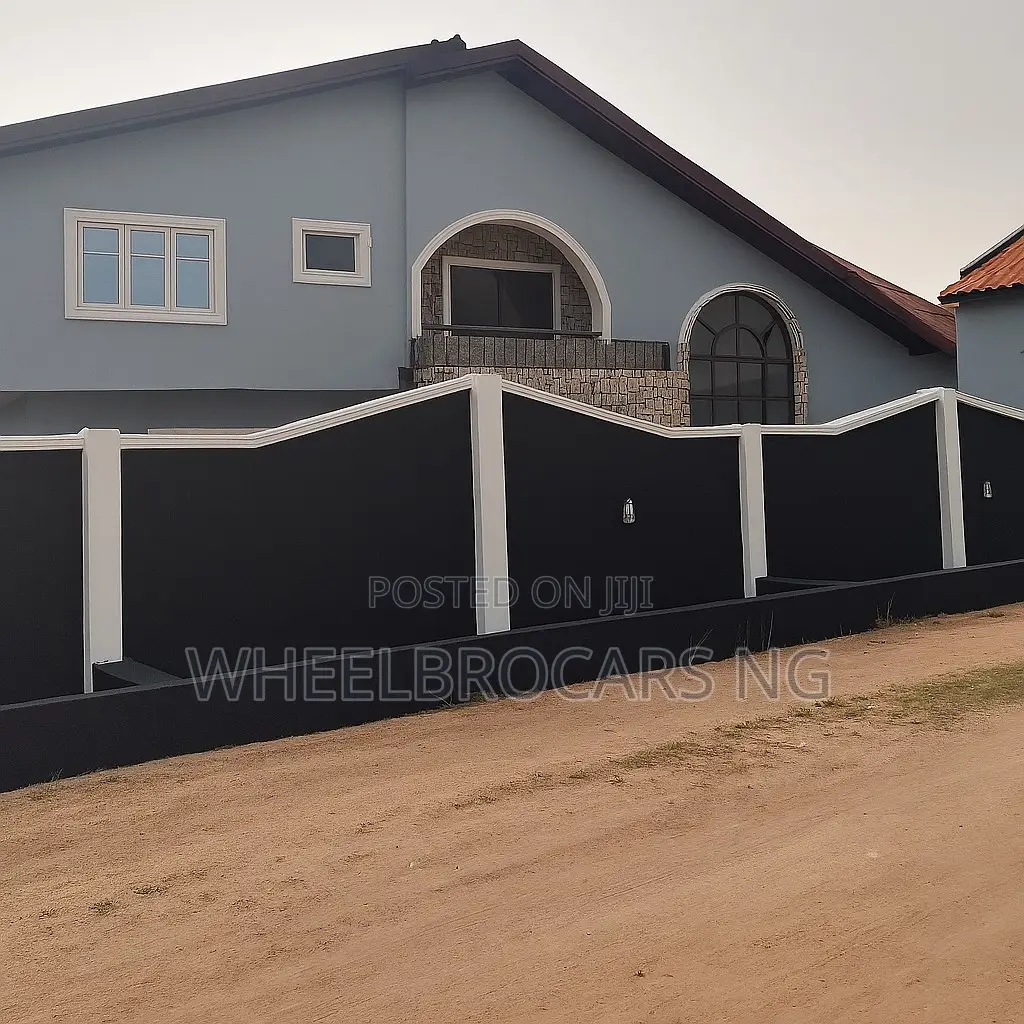 Furnished 5bdrm Duplex in Oluyole Extension for sale in Oluyole