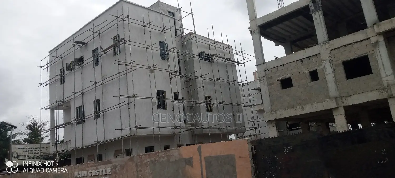 5bdrm Duplex in Main Castle Duplexes, Maryland for sale in Maryland