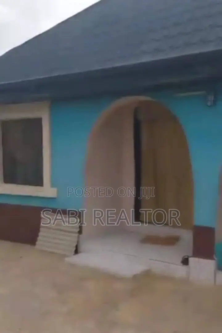 Full Plot of Land With 3 Bedroom Bungalow at Command Road Ipaja Lagos in Ipaja