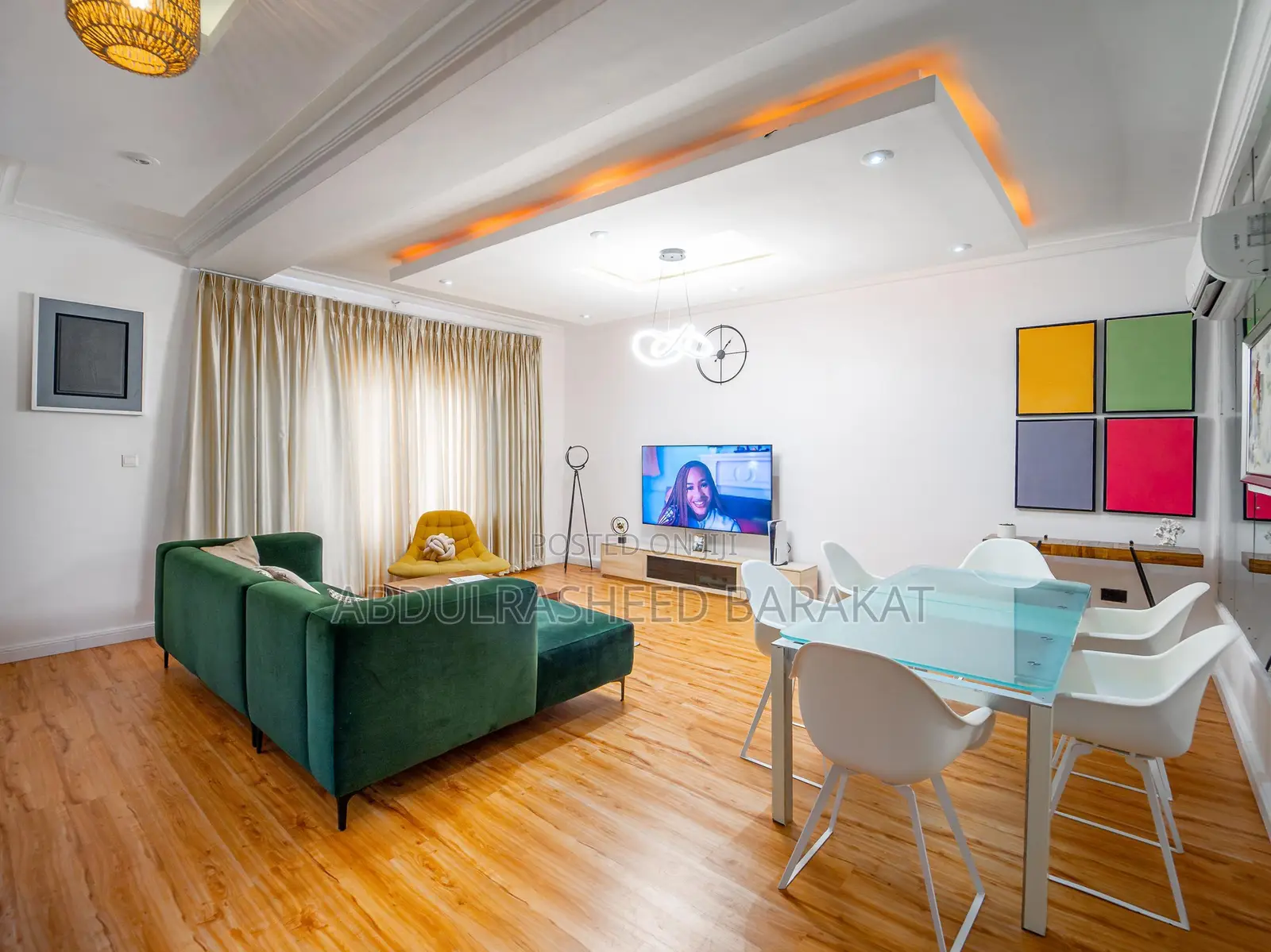 Luxury Spacious 2/3 Bedroom Terrace With Bathtub, Ps5 Pool in Osapa london