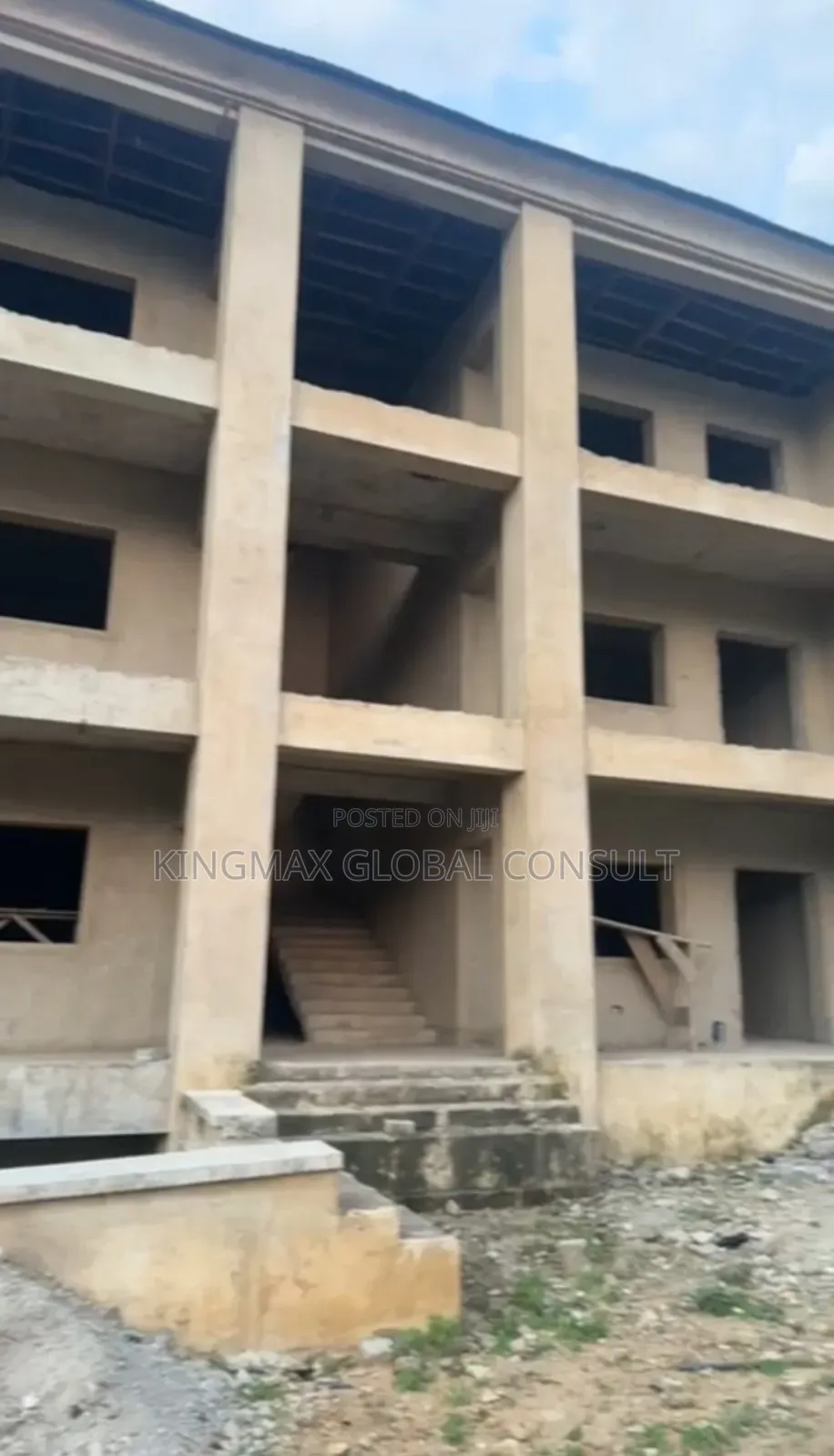3bdrm Block of Flats in Apo Abuja for sale in Apo District