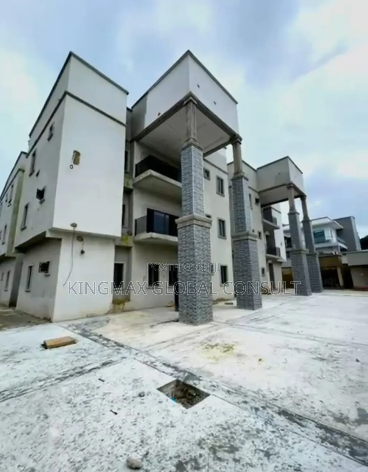 3bdrm Block of Flats in Guzape District for sale in Guzape District