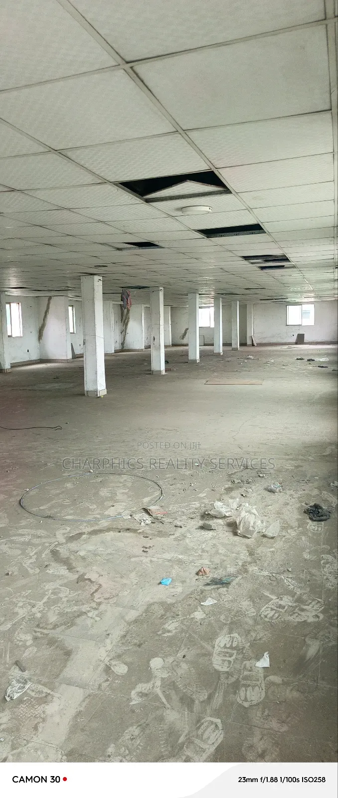 11,000sqft Open Plan Office/Storage Off Eric Moore Road Surulere in Eric Moore